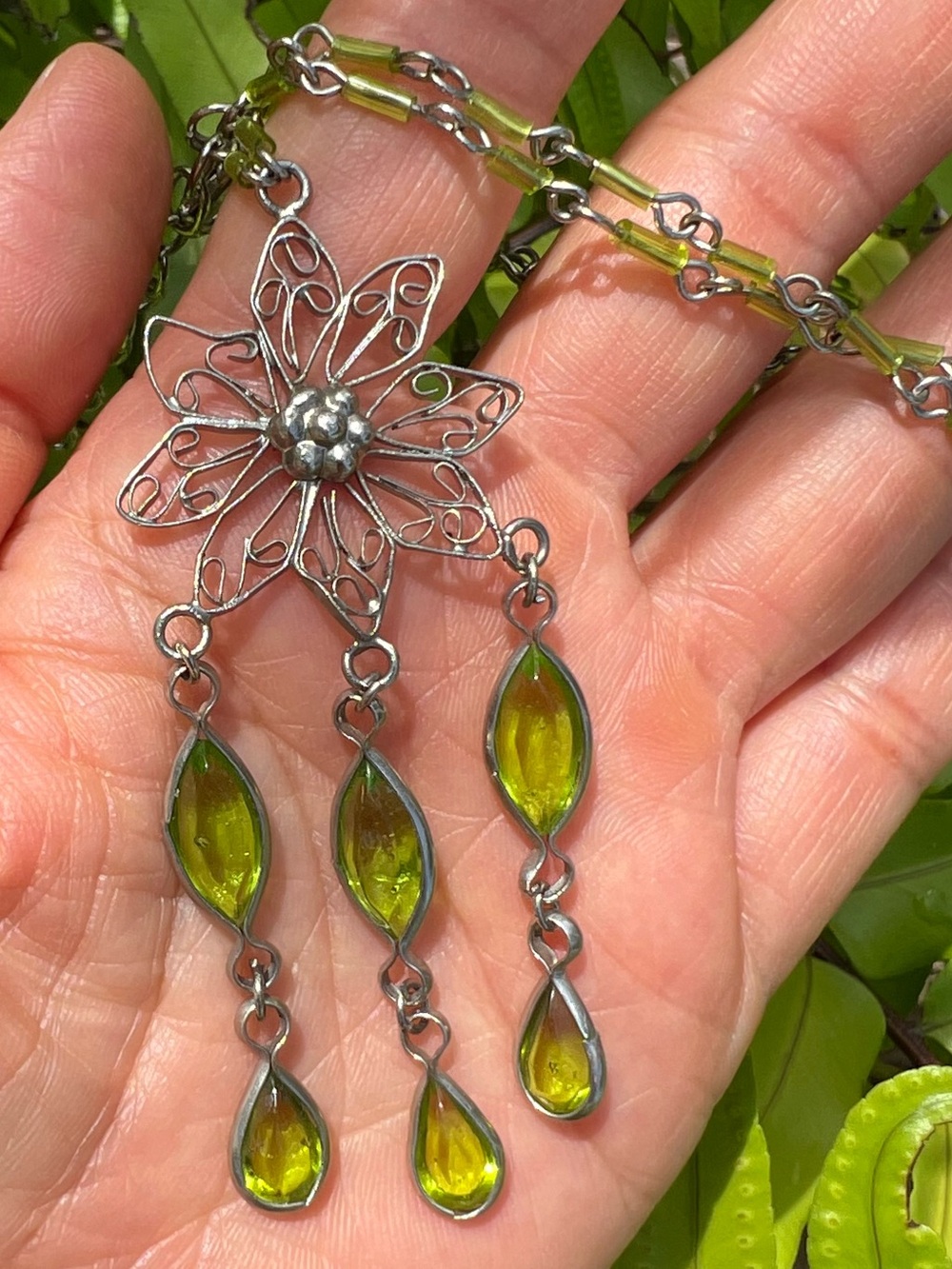 Cute! Handmade Vintage Filigree Flower Dangle Necklace Peridot Green Glass Drops